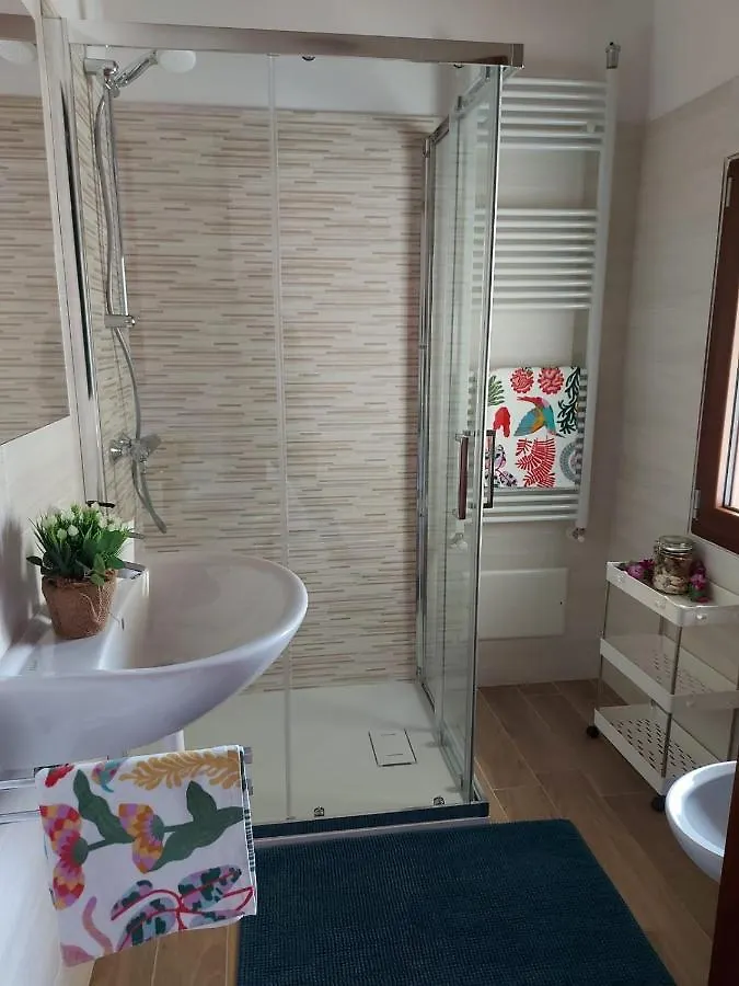 Bnbook Casa Dei Peschi - Lago Di Monate Cadrezzate