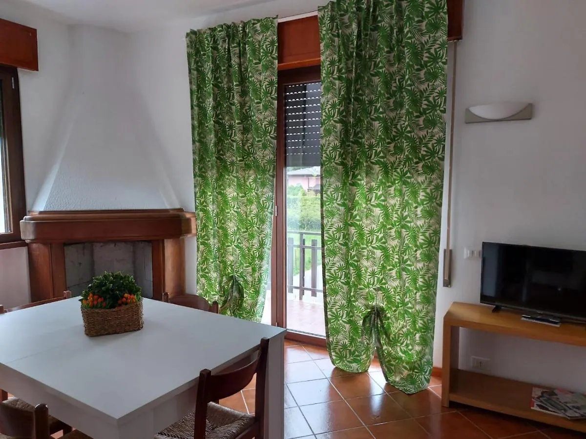 Bnbook Casa Dei Peschi - Lago Di Monate Cadrezzate